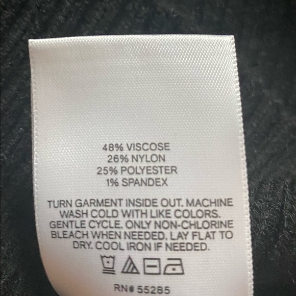 Gorgeous Black Sweater - Picture 4 of 6